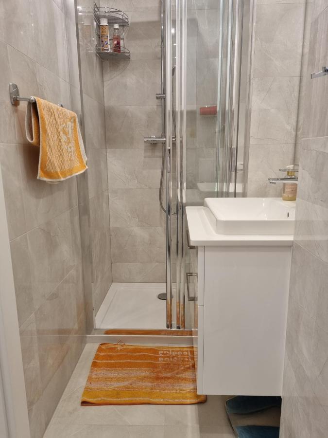 W Kolorze Miety Apartamento Varsóvia Exterior foto